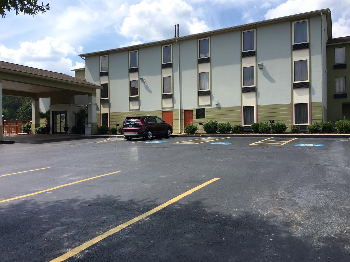 America'S Best Value Inn & Suites-Clinton Exteriér fotografie