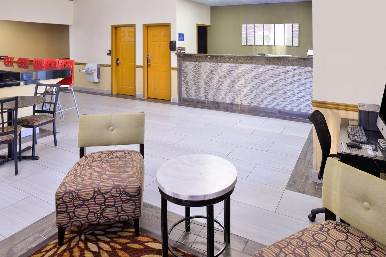 America'S Best Value Inn & Suites-Clinton Exteriér fotografie